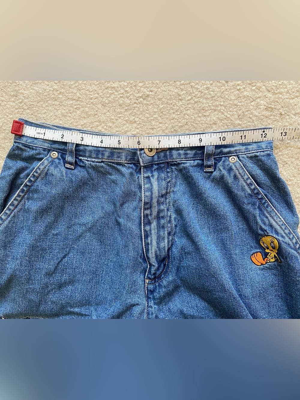 Vintage Embroidered Denim Blue Jean Shorts, collectible - Picture 3 of 5